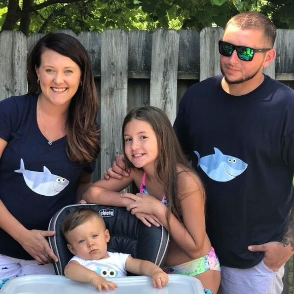 Meet your Posher, Jessica - Picture 1 of 1